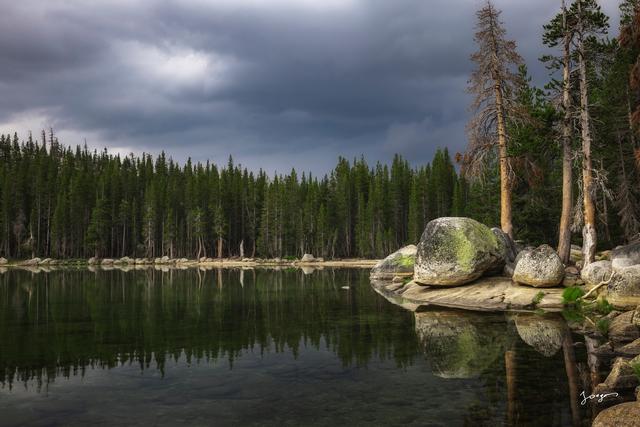 lake tenaya granite rocks pine trees rocky beach