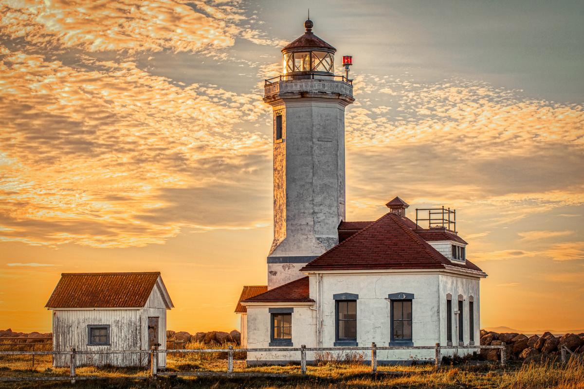Point Wilson lighthouse during sunset photographed by jongas fine art photographer